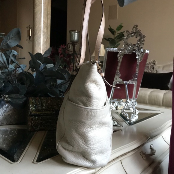 Michael Kors purse - Picture 5 of 5